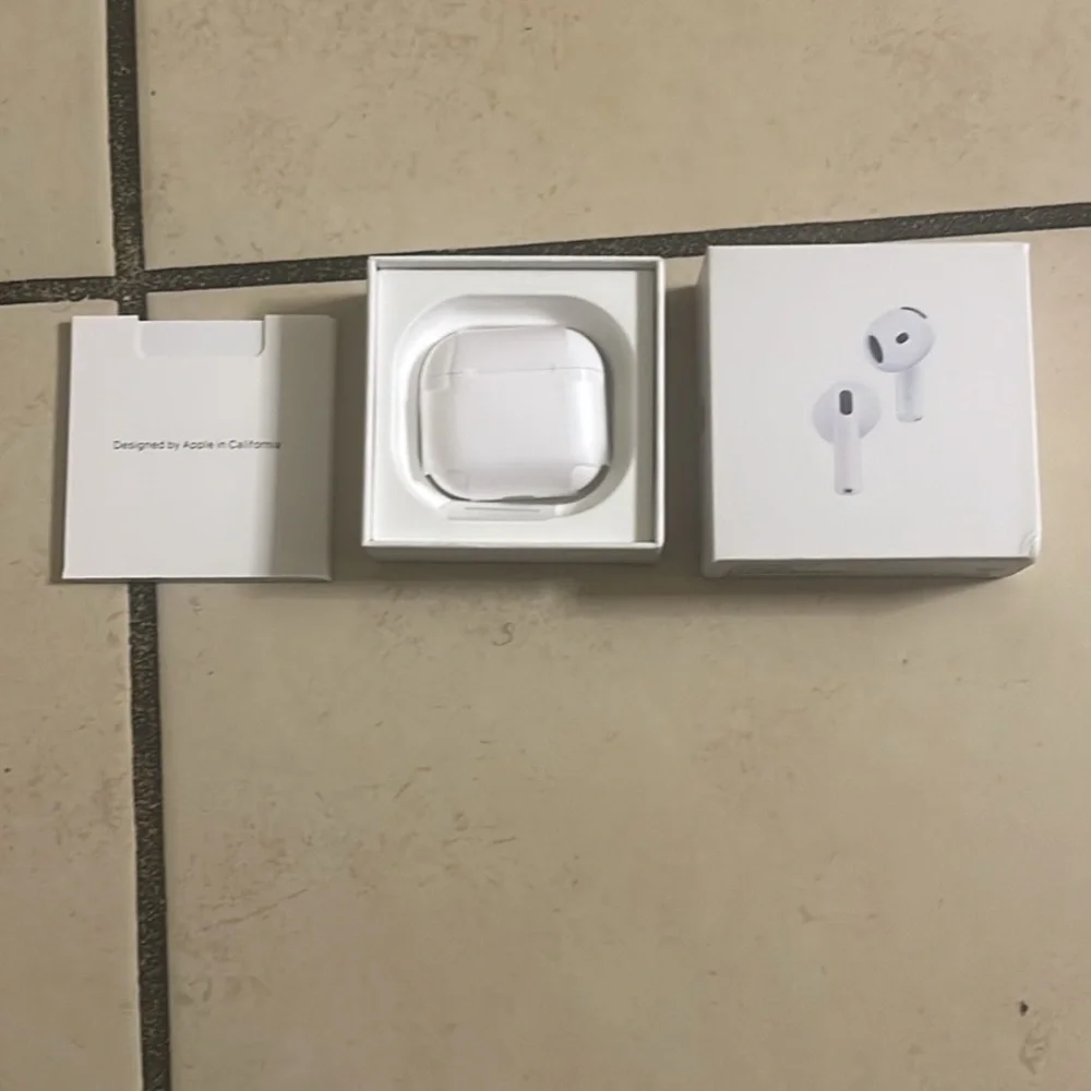 Apple AirPods 4 generation